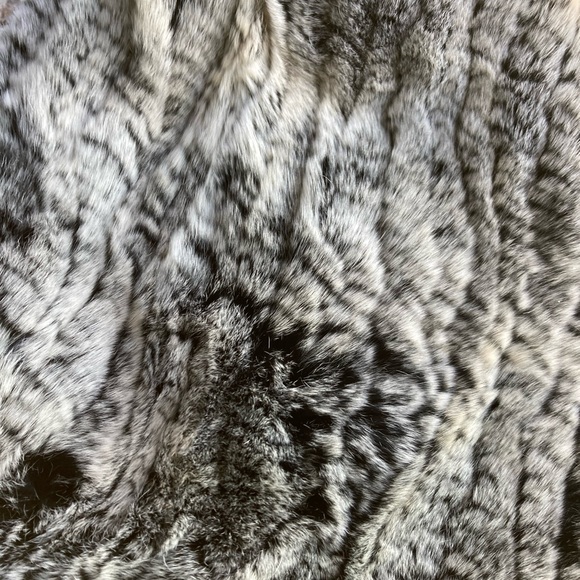 Saks Fifth Avenue 100% Rabbit Fur slouch hat - Picture 2 of 6